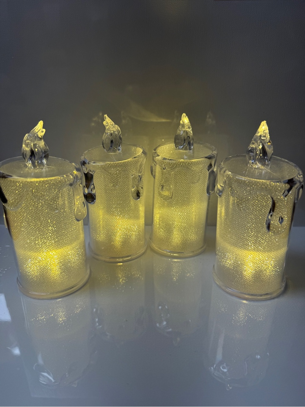 4 Pieces LED plastic Tealight candle 12cm x 5cm